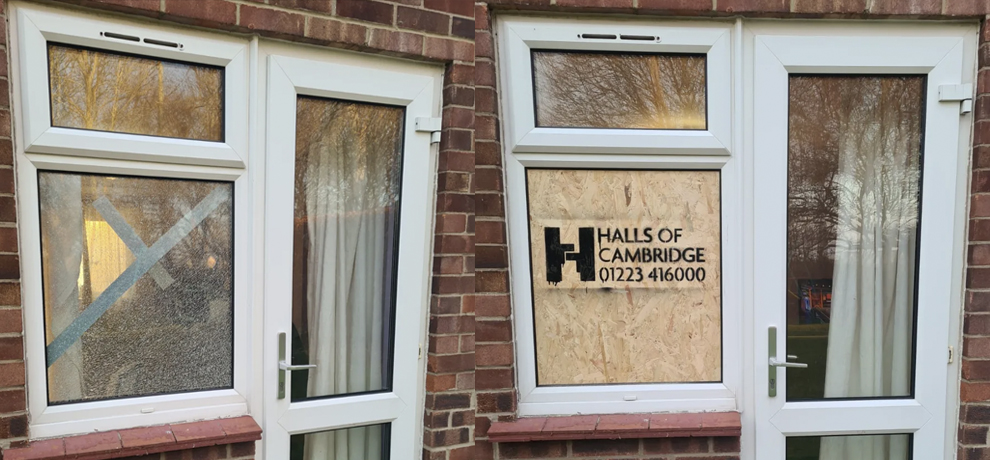 Boarding Up Services | Broken Window | Broken Glass | Break In Repairs | Mill Road Locksmith Shop | Cambridge Locksmith | Emergency Call Out 24/7 | CB1 | CB2 | CB3 | CB4 | CB5 | Halls of Cambridge